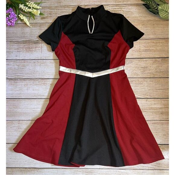 Hot Topic Red and Black Cosplay Dress (Medium) - Picture 1 of 6